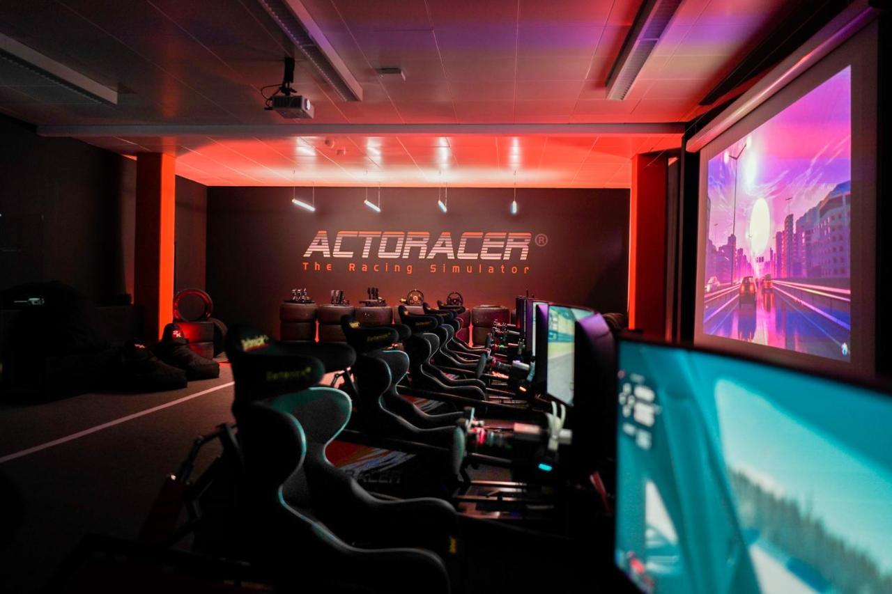 Rcadia Gaming House Panzió Hamburg Kültér fotó